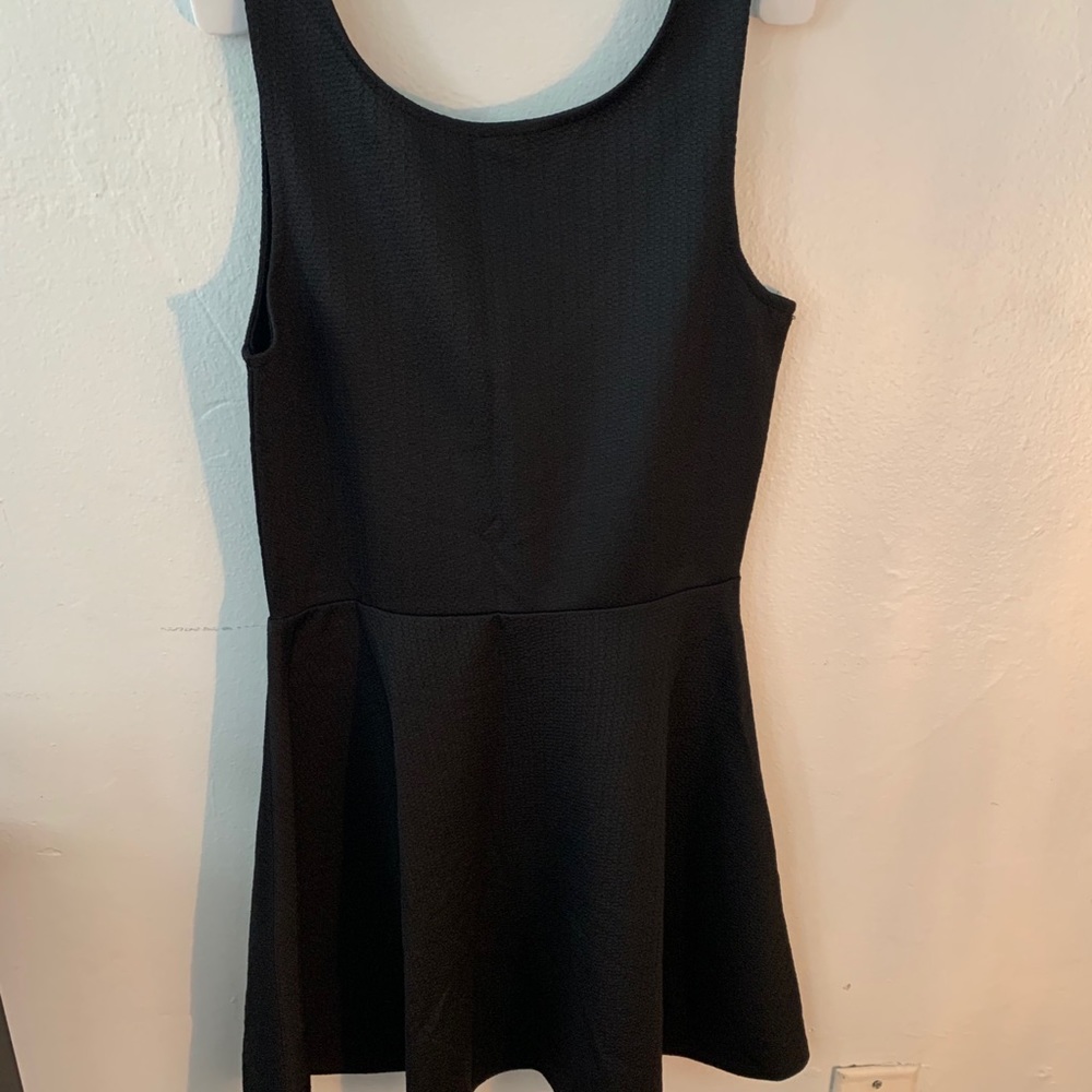 $3 w/ a bundle Perfect casual black dress